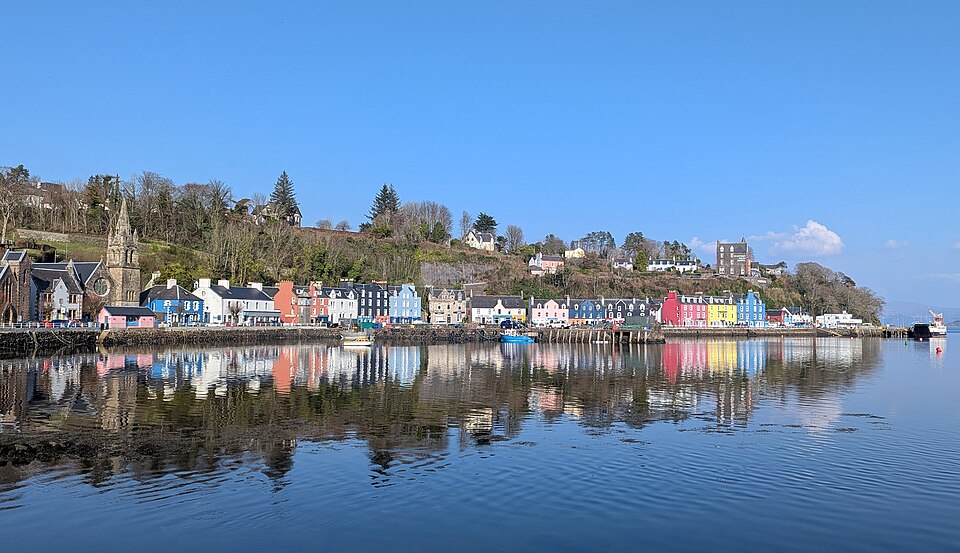 Tobermory waterfront recrop